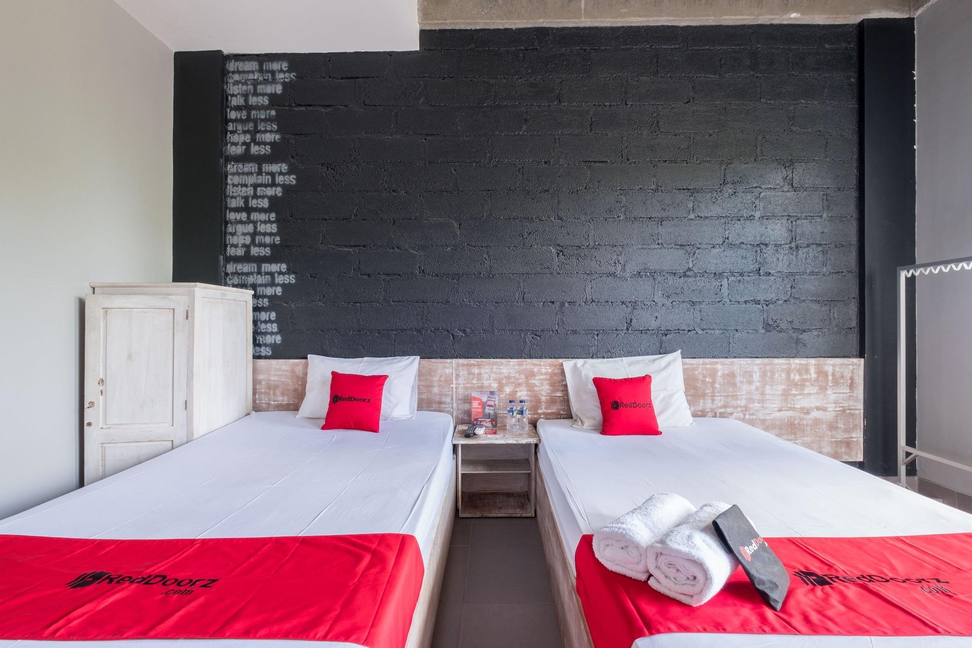 Reddoorz @ Pecatu Ungasan Hotel Exterior photo